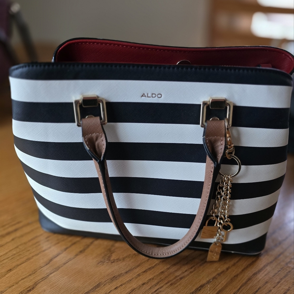 Aldo Faux leather handbag.